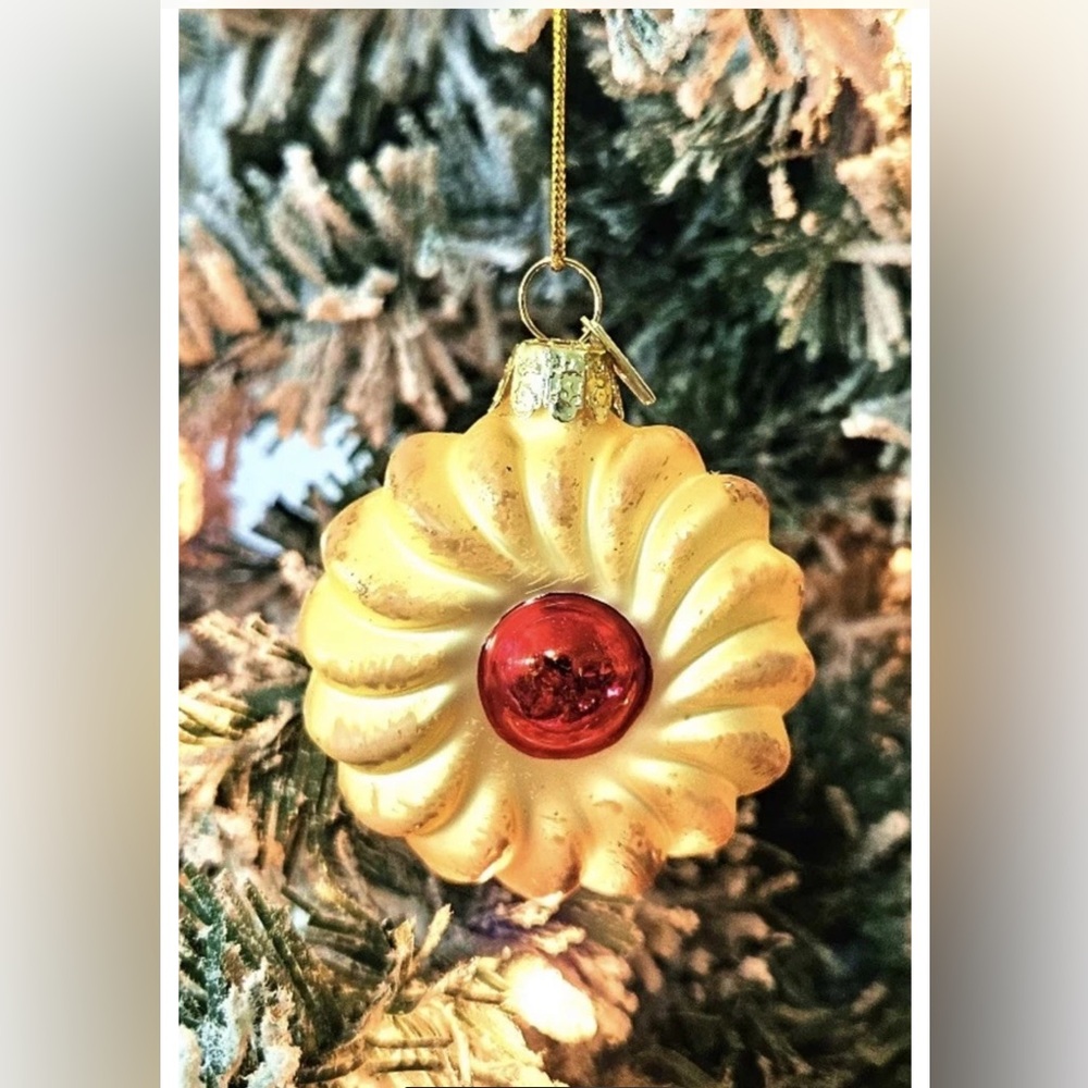 Kurt Adler Italian Butter Cookie Ornament - Picture 6 of 7